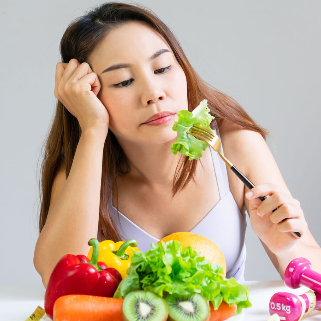 食事が物足りなく感じている女性